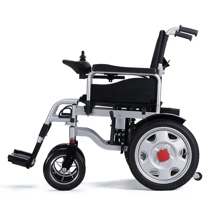 Jetty JT-098 Katlanır akülü tekerlekli sandalye, yandan, joystick kumanda ve kırmızı göbekli arka teker