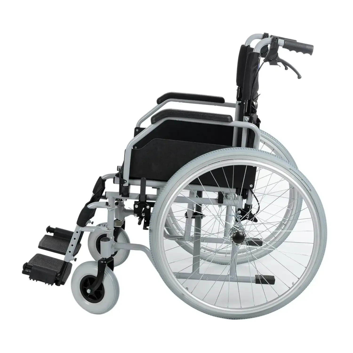 Comfort Plus DM-321 manuel tekerlekli sandalye, arka yandan, büyük arka teker ve itme kolları