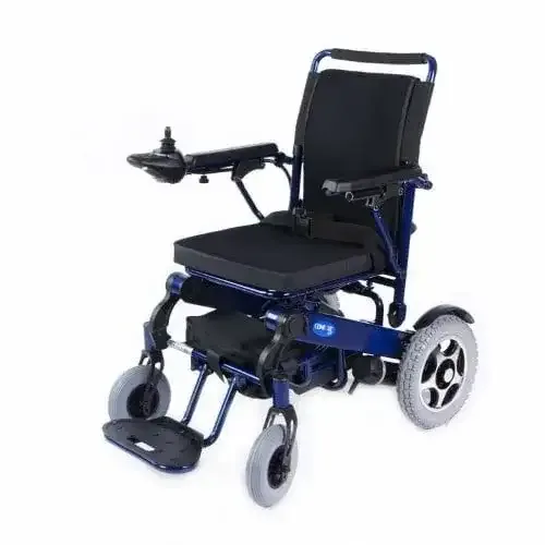 Comfort Plus Ergo Star Lux akülü sandalye, lacivert şasi ve siyah oturak, çapraz açıdan önden