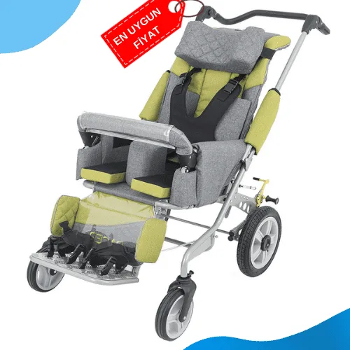Racer Evo engelli çocuk ve yetişkin puseti, gri ve fıstık yeşili döşeme, çapraz açıdan önden