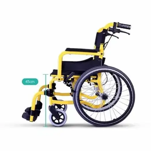 Soma 215 tekerlekli sandalye, sarı şasi, yandan, 45 cm oturak yüksekliği ölçüsüyle
