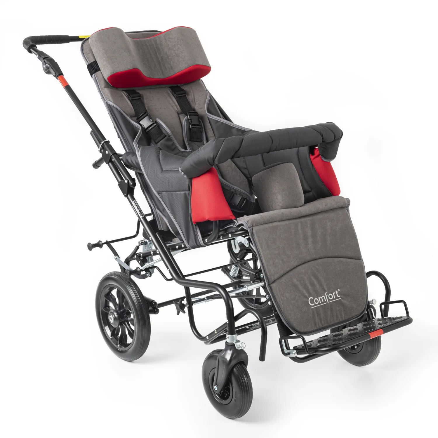 Comfort Size 6+ engelli çocuk puseti, gri ve kırmızı döşeme, önden çapraz açıdan