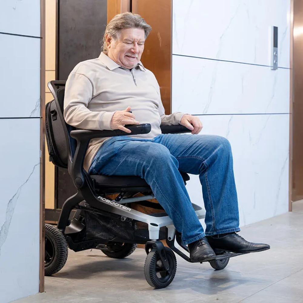 Robooter E80 Karbon Fiber Akülü Tekerlekli Sandalye - Görsel 6